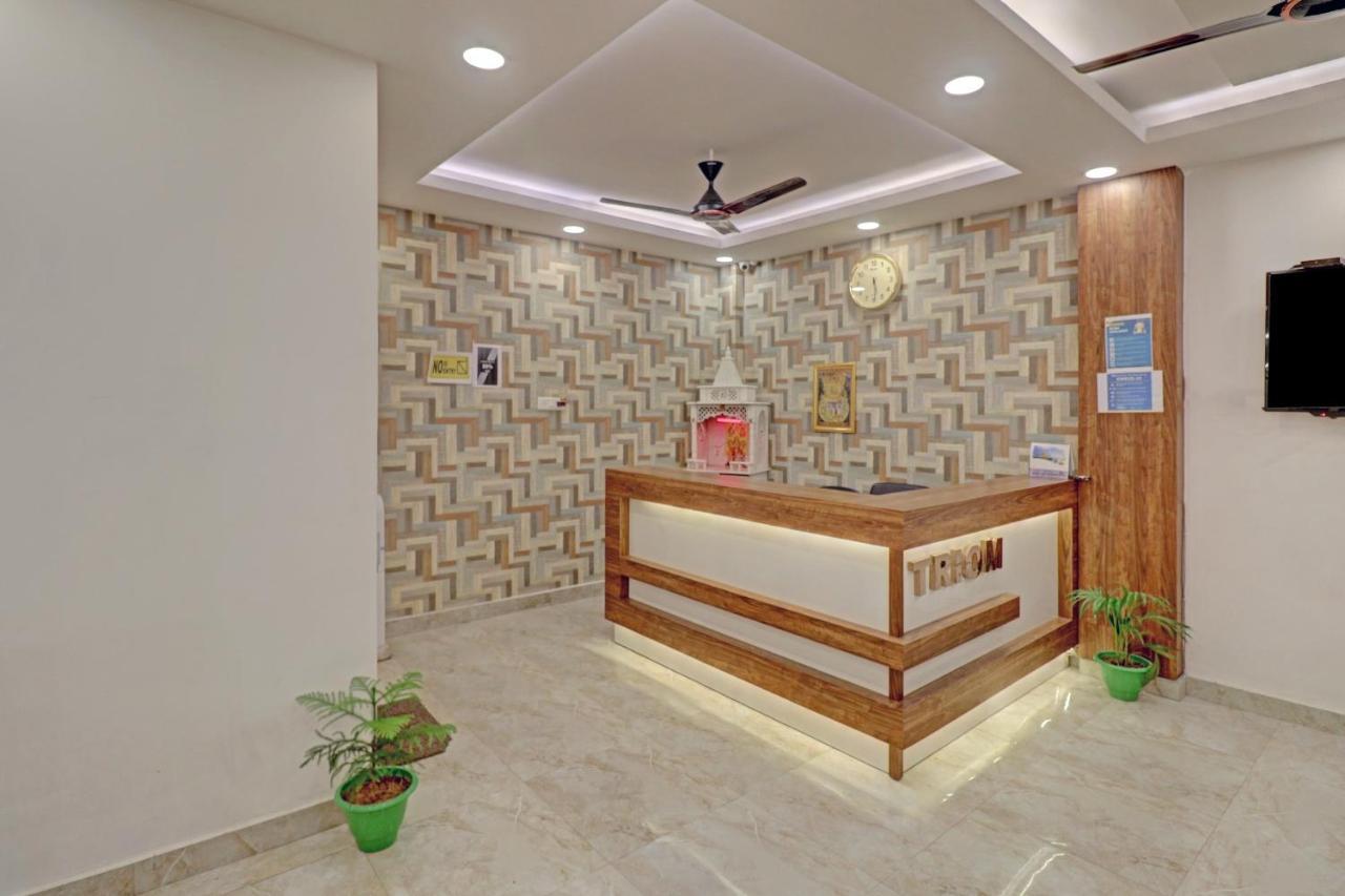 Hotel Collection O Spot Light Near Tughlakabad Station Metro Station Indraprastha Esterno foto